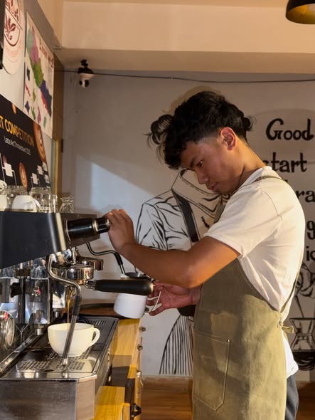 Barista Essential & Latte Art Track